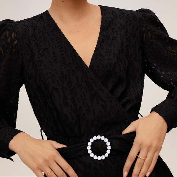 MNG belted Lace Dress - Picture 9 of 9